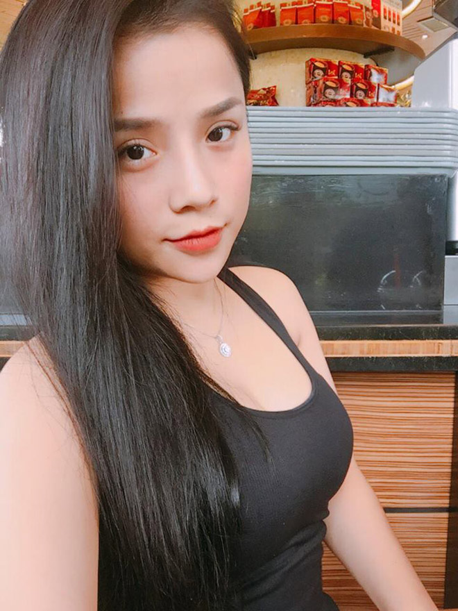 Lâm "Tây" không đi ASIAD có buồn khi bạn gái nóng bỏng này bên cạnh? - 5
