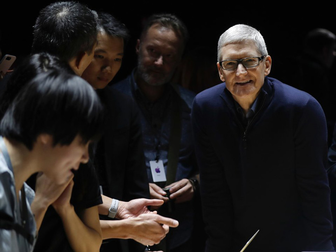 Tài sản hàng trăm triệu USD, nhưng CEO Tim Cook vẫn &#34;săn&#34; đồ giảm giá - 7