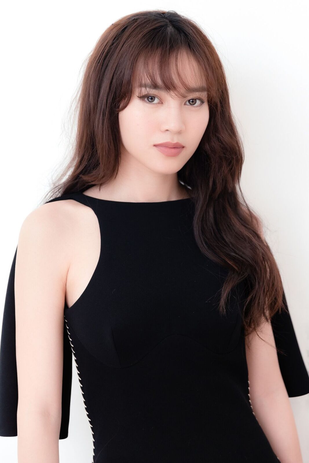 Ninh Dương Lan Ngọc thay 55 bộ trang phục trong thời gian &#34;siêu tốc&#34; - 7