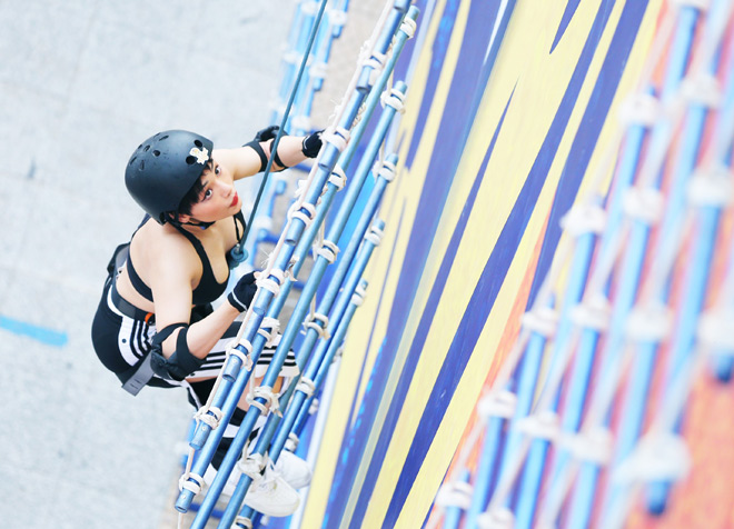 Hẳn các đạo diễn phim hành động phải chọn Miu Lê khi xem loạt ảnh này - 4