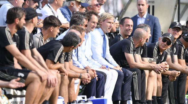 Ronaldo ra mắt Juventus có thể hoãn: Tang tóc bao trùm nước Ý - 5