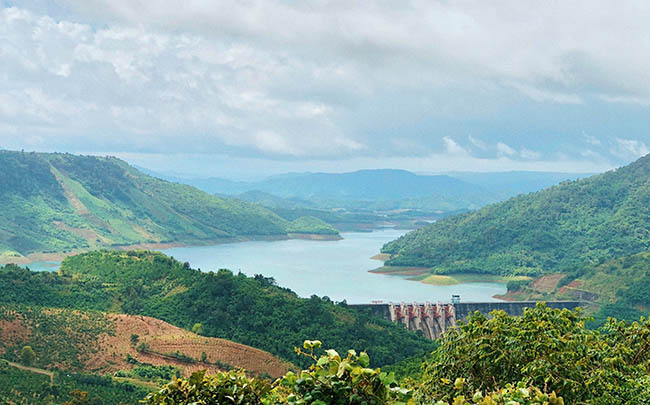 Tà Đùng: “Vịnh Hạ Long” của Tây Nguyên - 10