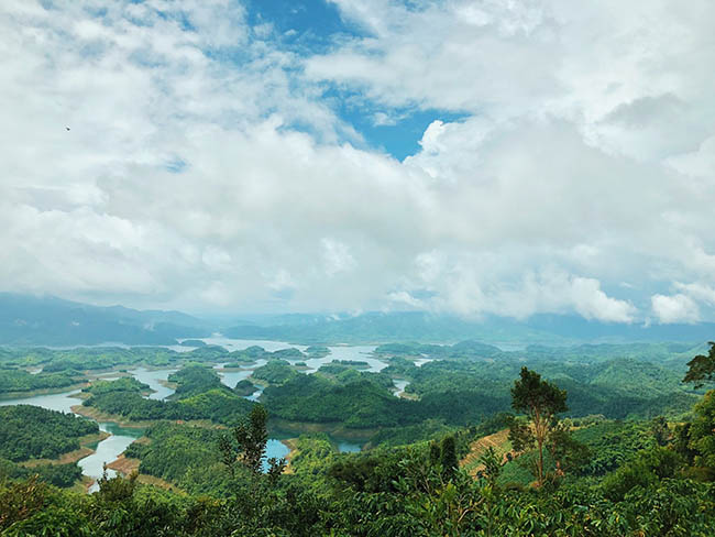 Tà Đùng: “Vịnh Hạ Long” của Tây Nguyên - 5