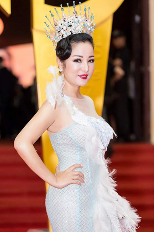 Những vương miện không ánh hào quang của showbiz Việt - 1