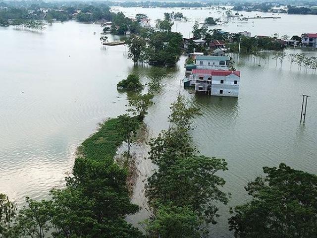 Lên phương án chống ngập lụt cho Hà Nội trước bão số 4
