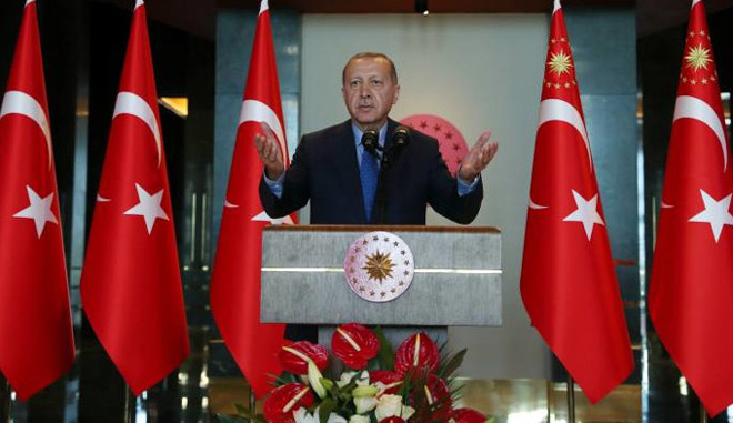 Tổng thống Thổ Nhĩ Kỳ: Cấm iPhone, dùng điện thoại Samsung - 1