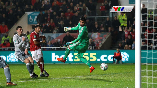 Khai cuộc League Cup ở Anh hấp dẫn nhất từ trước đến nay - 2