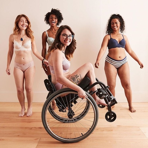 Victoria&#39;s Secret: Đế chế nội y cũng có ngày tàn! - 5