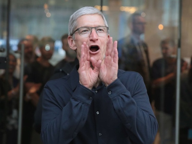 CEO công ty nghìn tỷ USD Apple gây sốc với cách tiêu tiền - 2