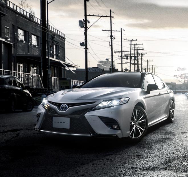 Toyota Camry Sports ra mắt thị trường Nhật Bản, giá tương đương 772 triệu đồng - 1