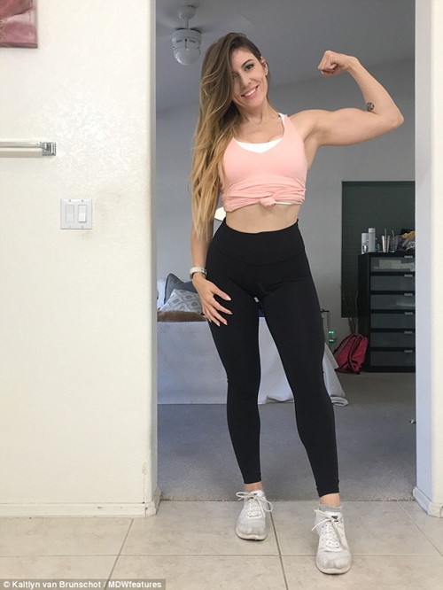 “Con nghiện” game mập ú bèo nhèo hóa mỹ nhân sau ly dị - 8