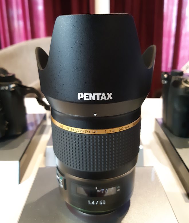 Pentax giới thiệu dòng ống kính &#34;ngôi sao&#34; tối tân nhất của hãng - 1