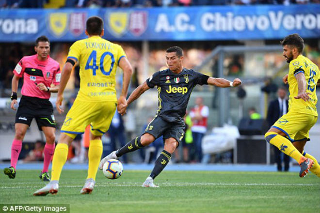 Chievo - Juventus: Ngược dòng nghẹt thở, Ronaldo &#34;gây bão&#34; - 1