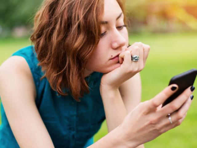 Phi thường - kỳ quặc - Cô gái kiện thắng dịch vụ hẹn hò vì thiếu đàn ông giàu