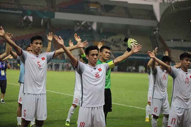 U23 Việt Nam quật đổ "khổng lồ" Nhật Bản: Bất ngờ ASIAD, thần tài Quang Hải - 8