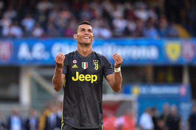 Ronaldo làm đối thủ gãy mũi, phải nhập viện vẫn không xin lỗi - 3