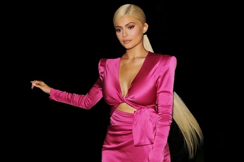 Số tiền để thành công chúa tóc mây của nữ tỷ phú trẻ nhất thế giới - 2