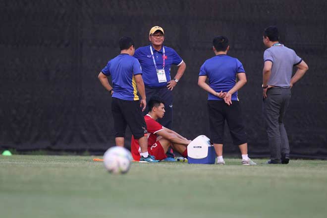 U23 Việt Nam lật bài ngửa khi đấu Bahrain: Thầy Park lung lạc đối thủ - 1