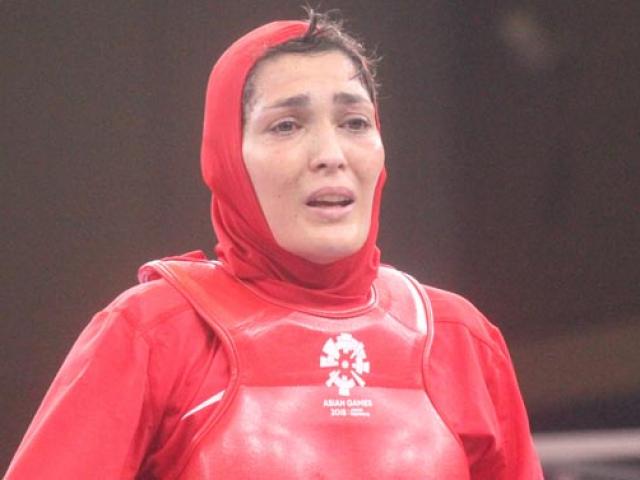 Thể thao - Wushu Trung Quốc càn quét HCV ASIAD, nữ võ sỹ Iran bật khóc