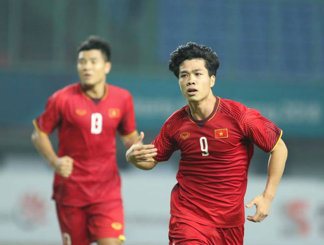 HLV Park Hang Seo nói với Công Phượng điều gì để ghi bàn cho U23 VN? - 1