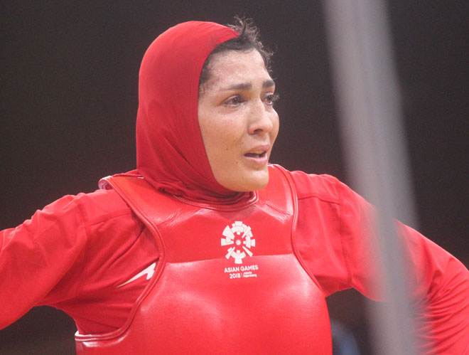Wushu Trung Quốc càn quét HCV ASIAD, nữ võ sỹ Iran bật khóc - 8