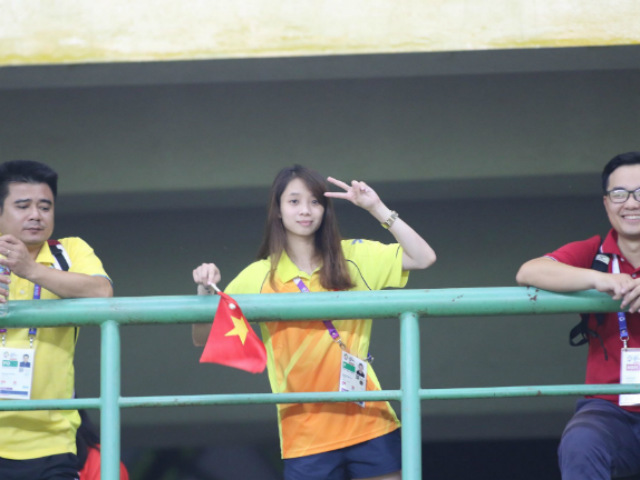 Bóng đá - Hot girl wushu Thúy Vi tiếp lửa U23 Việt Nam thắng đẹp U23 Bahrain