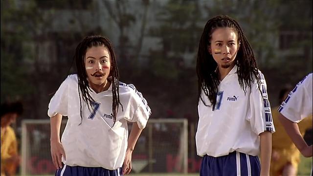 Tình cũ Châu Tinh Trì U50 mặc sexy "đốt mắt" khán giả - 5