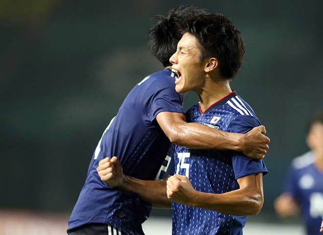 Thua U23 Việt Nam, Nhật Bản &#34;lột xác&#34; thắng Malaysia nghẹt thở - 1