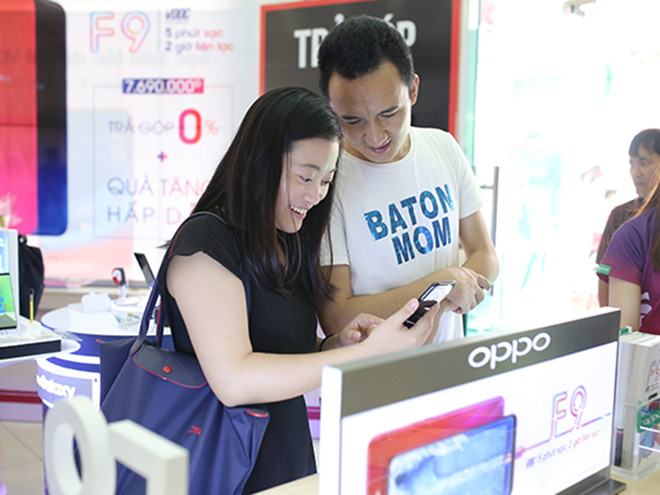 OPPO F9 được đặt hàng nhiều nhất từ trước đến nay với 48,000 đơn hàng - 6