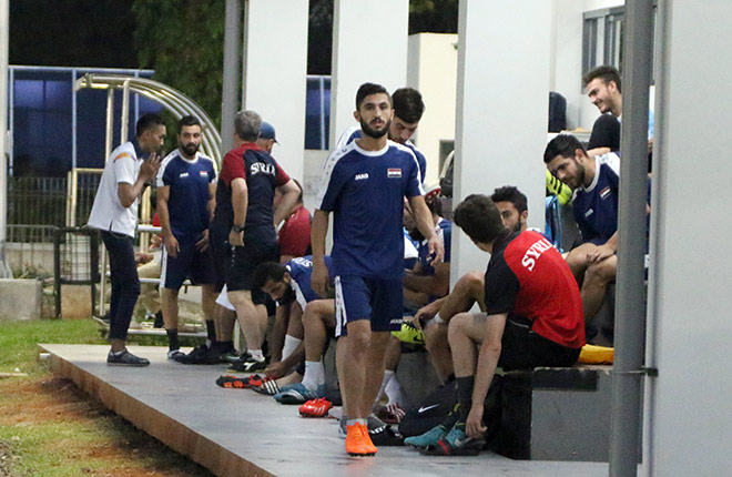 "Điệp viên" U23 Việt Nam do thám: U23 Syria quyết giấu bài đá tứ kết - 4