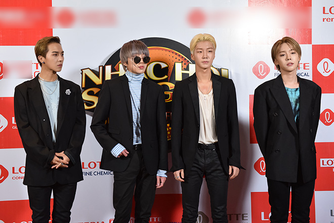 Nhóm nhạc Winner muốn đi chợ đêm, ăn các món dân dã ở Sài Gòn - 1