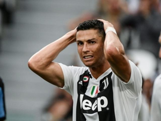 Ronaldo tịt ngòi 2 trận: HLV Juventus cảnh báo cho ngồi dự bị