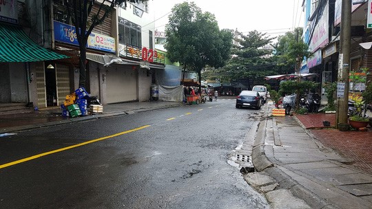 Nóng trong tuần: Nhiều “hot girl” cùng 2 thanh niên thác loạn tập thể trong khách sạn - 4