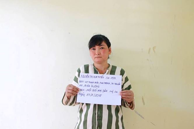 Tổ chức mại dâm trong quán cà phê để tăng thu nhập - 2