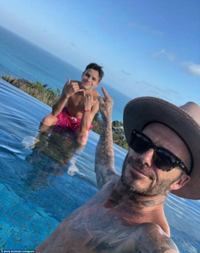 Vợ chồng David Beckkham và 3 con trai cùng con gái Harper vừa có kỳ nghỉ tại khu nghỉ dưỡng Nihi trên đảo Pulau Sumba tại Indonesia.