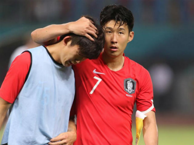 Son Heung Min ”yếu tim” né 11m, U23 Hàn Quốc bật khóc đợi U23 Việt Nam