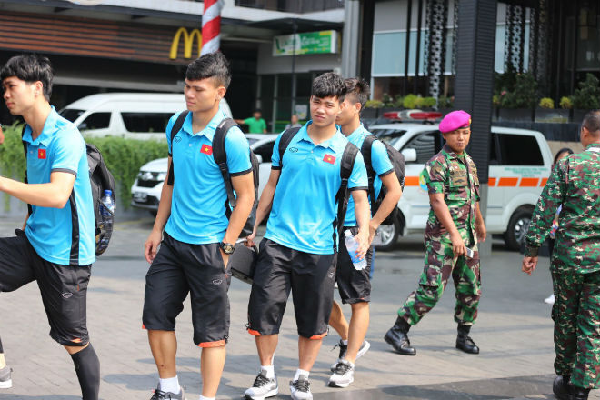 Cập nhật mới nhất U23 Việt Nam tập luyện đấu Hàn Quốc bán kết ASIAD - 13
