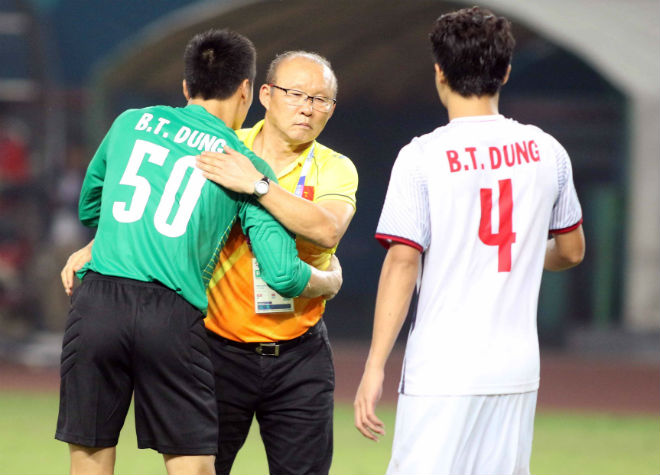 U23 Việt Nam: Thầy Park làm gì với Quang Hải khiến tất cả ngỡ ngàng? - 7