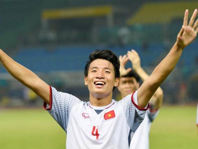 Tin tức trong ngày - Trung vệ Tiến Dũng: “Nhìn hàng triệu con tim quê nhà đang tiếp lửa, chúng con vui lắm”