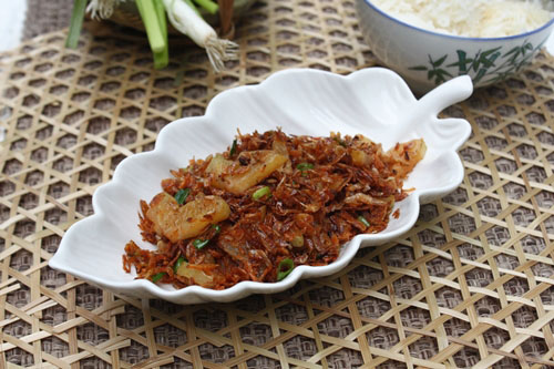 Cách làm món tép khô rang khế hao cơm ngày mưa - 6
