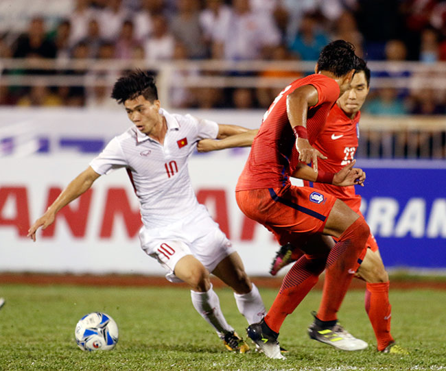 Triệu fan Việt bàng hoàng: Trọng tài Syria bắt chính trận U23 VN - Hàn - 1
