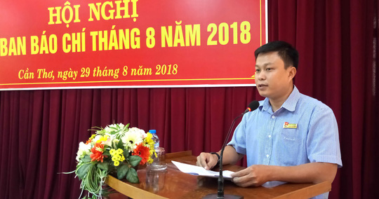 Đề nghị kiểm điểm Bí thư Đoàn trường và ban giám hiệu vụ trò chơi “phản cảm” - 1