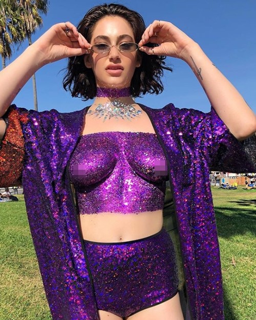 Xu hướng mới thách thức các cô gái dũng cảm - 4