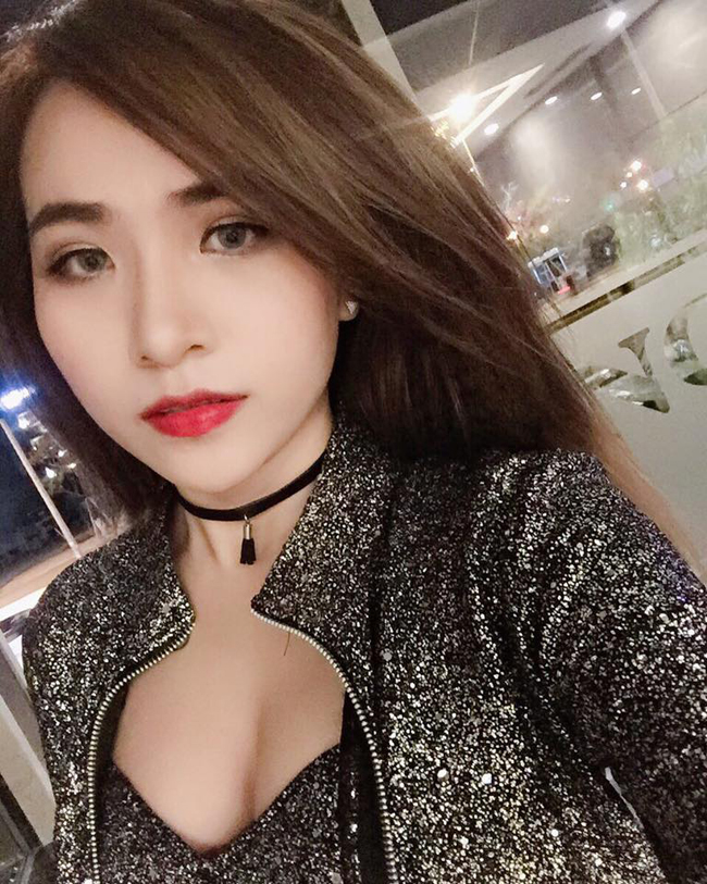 Nữ ca sỹ cho biết, hiện tại cô&nbsp;ở cùng mẹ và các em. Cô nhận được sự ủng hộ lớn từ gia đình trong công việc.