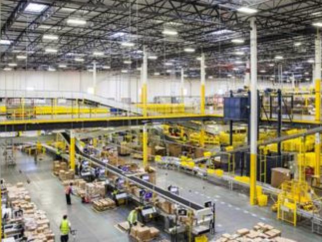 Tài chính - Bất động sản - Sếp giàu nhất hành tinh nhưng nhân viên ở đây lại "nghèo rớt mồng tơi"