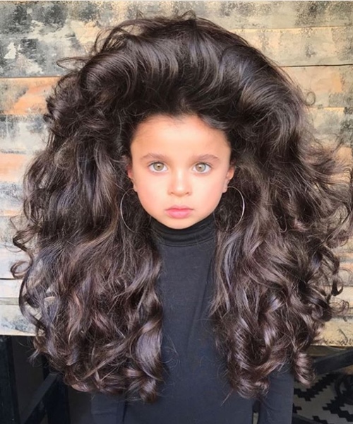 “Công chúa tóc mây” 5 tuổi gây sốt vì quá xinh - 2