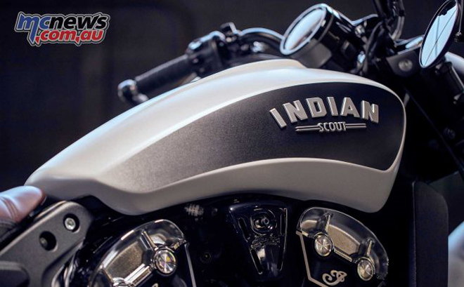 2019 Indian Scout và Scout Bobber lộ diện: Màu áo mới, thêm cổng USB - 8