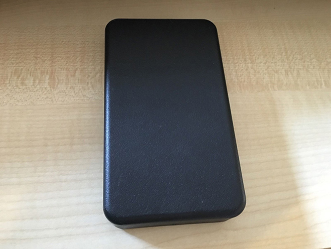 Cận cảnh nguyên mẫu iPhone đầu tiên do Apple tự làm, giá gần tỷ đồng - 10