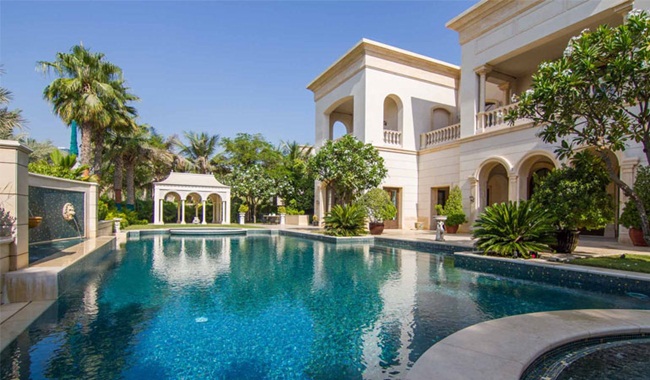 Tại khu vực này, một căn nhà 5 phòng ngủ với diện tích hơn 2.000m2 từng được bán với giá 14,1 triệu USD.
