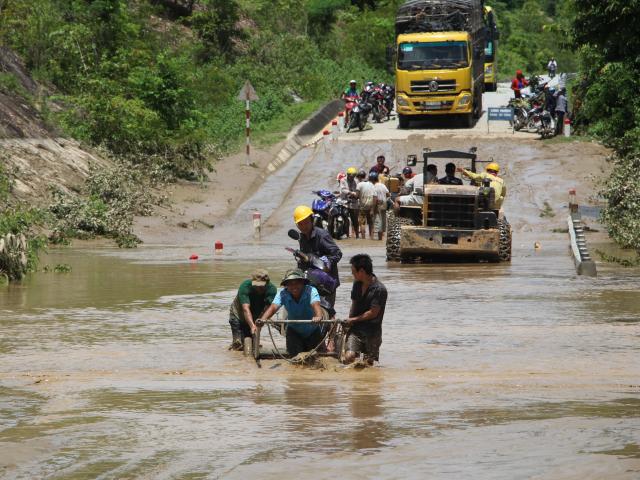 Bình luận cho vui, người tung tin đồn thủy điện bị vỡ nhận kết đắng